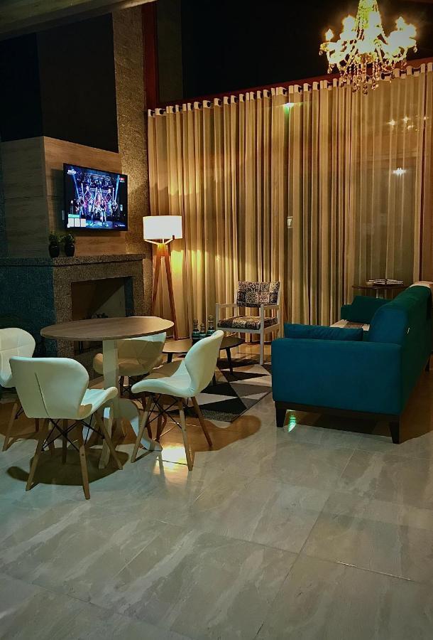 Canyons Guest House 프라이아 그란데 외부 사진